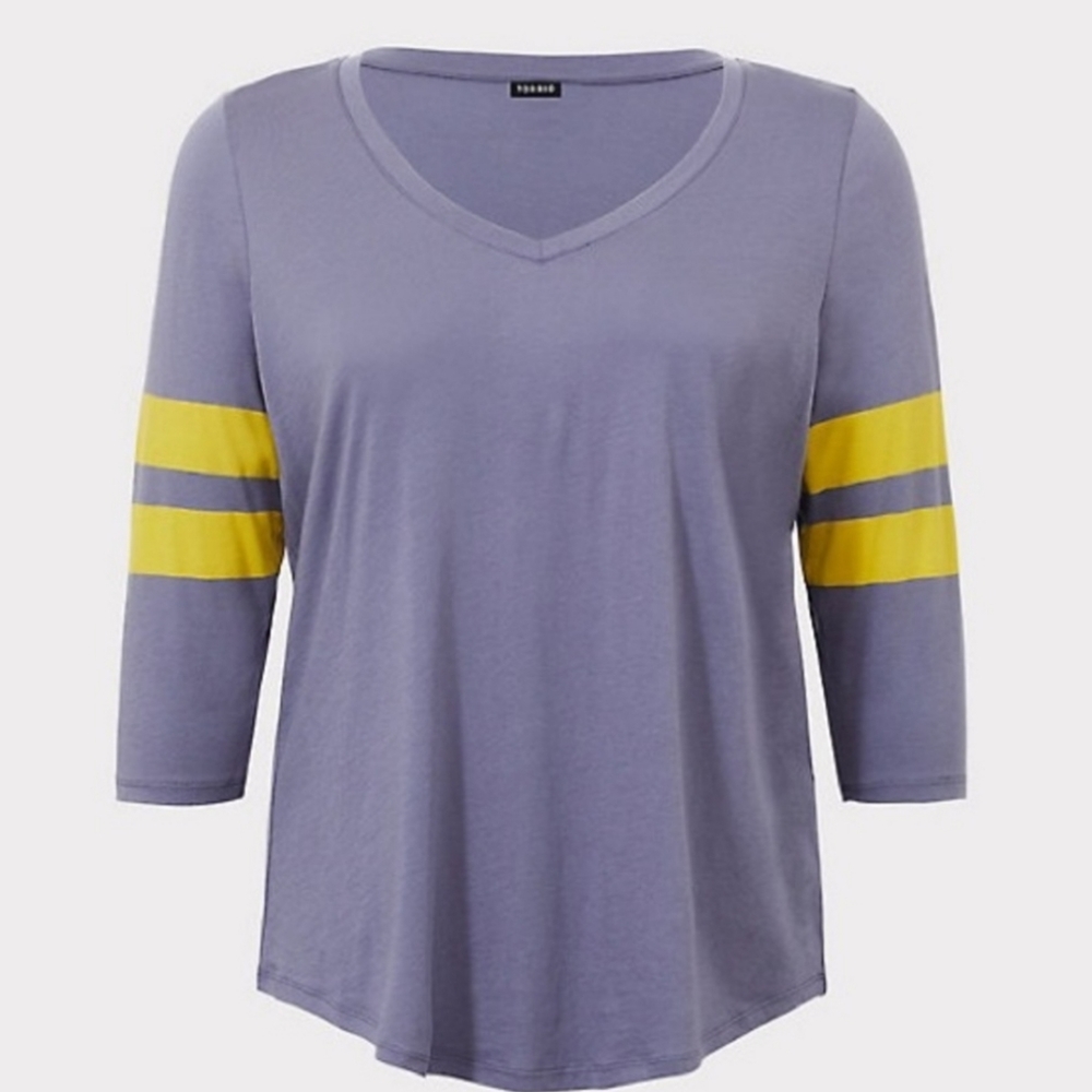 Torrid TShirt Quarter Sleeve 2 - Picture 3 of 5
